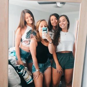 Meet your Posher, Megan